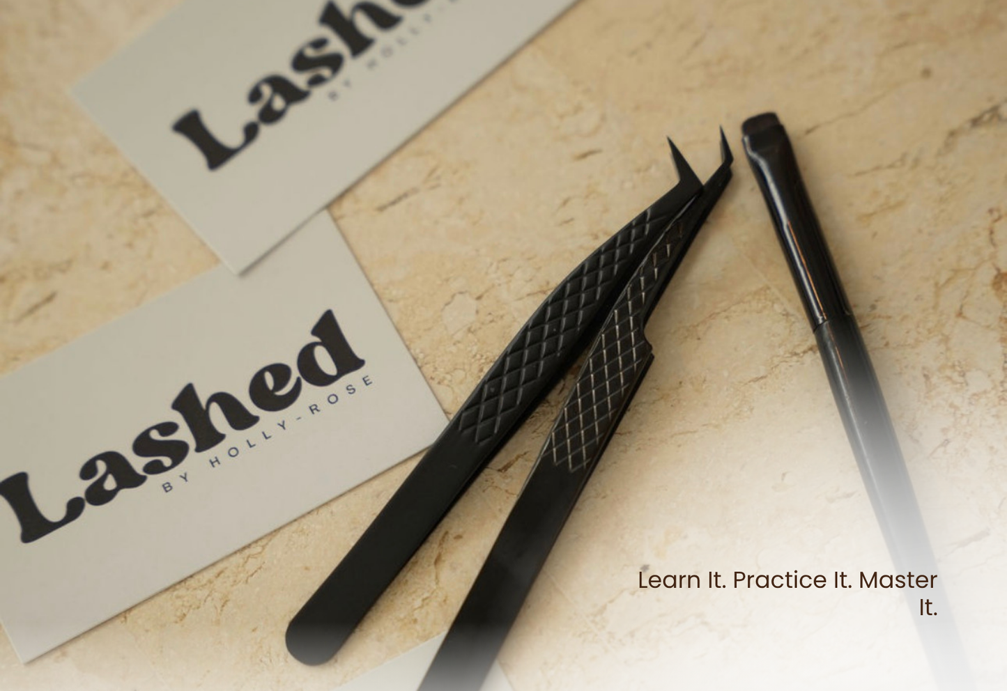 ONLINE BEGINNER EYELASH COURSE